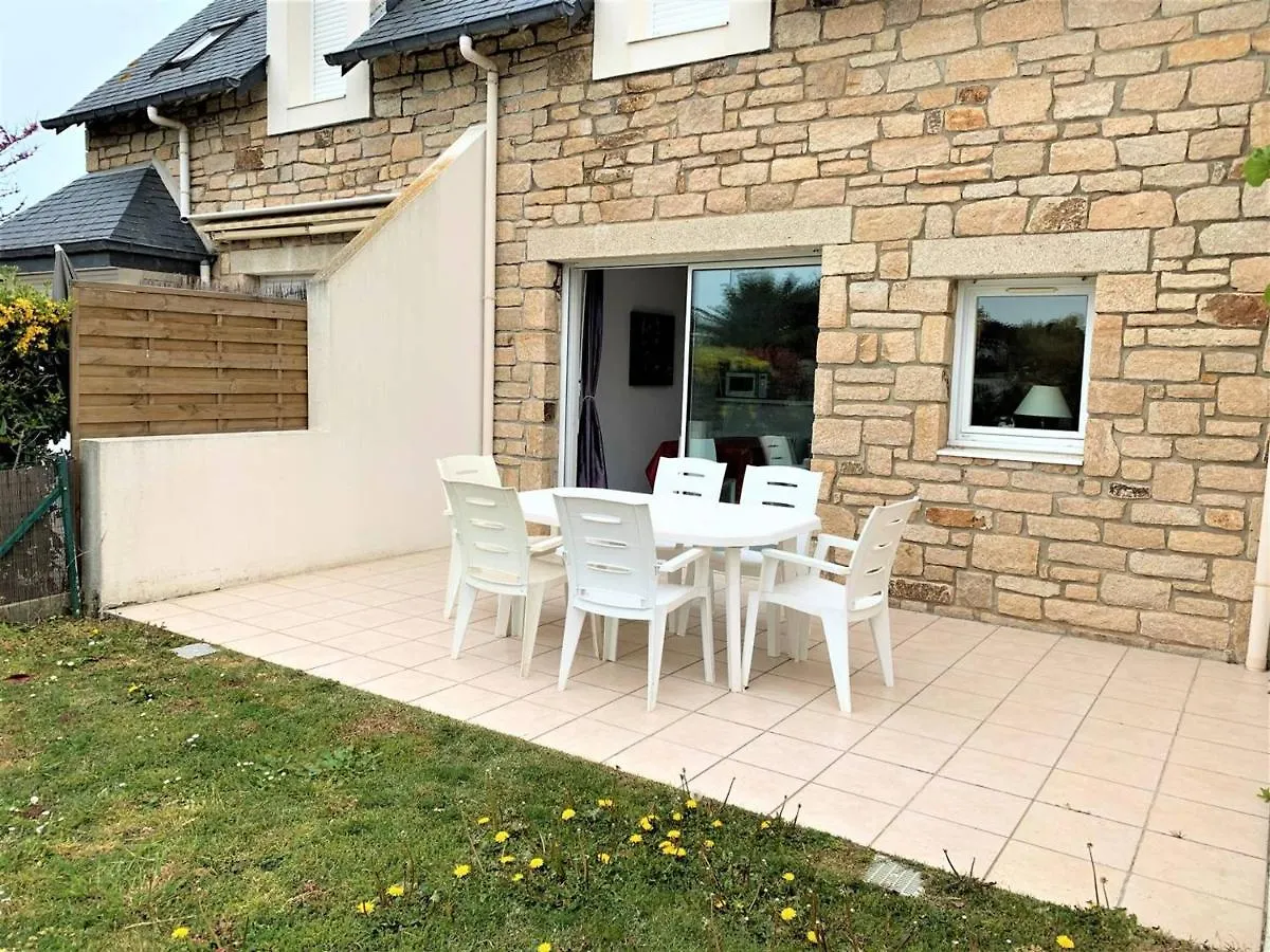 Quiberon: Maison 3 Pieces, 6 Pers., Terrasse Sud, Parking, Quartier Calme Proche Port-Haliguen - Fr-1-478-30